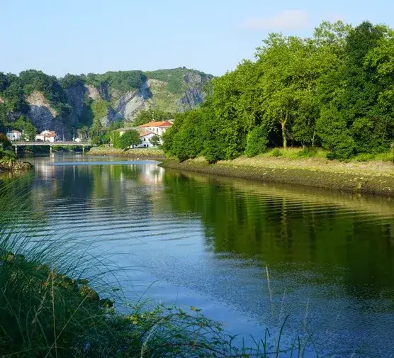 Polskie wyspy: Odkryj ponad 20 nieznanych skarbów Polski!