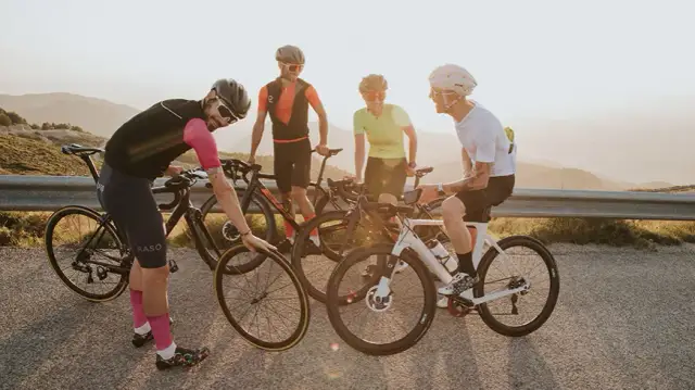 Czy można jeździć rowerem? Zasady, mandaty i bezpieczna jazda