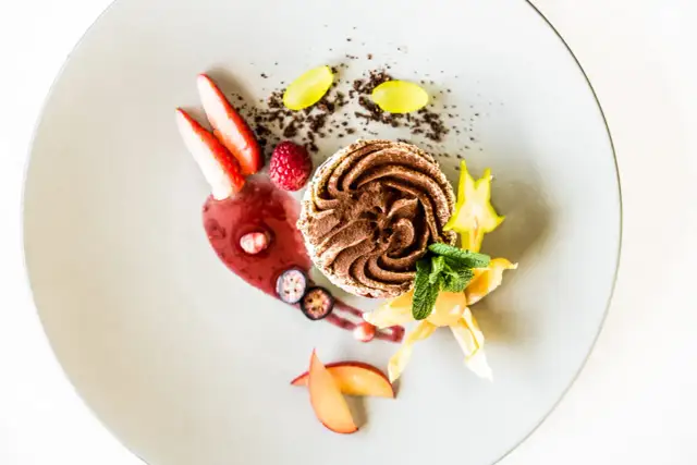 Gdzie zjeść w Chochołowie? Najlepsze restauracje i smaki regionu