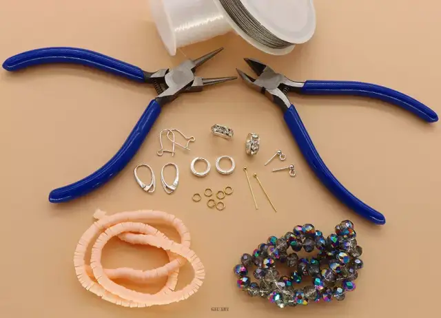 Kolczyki z koralików: Twórz unikalne wzory krok po kroku!