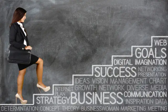 Coaching co to? Odkryj jego znaczenie i korzyści dla rozwoju