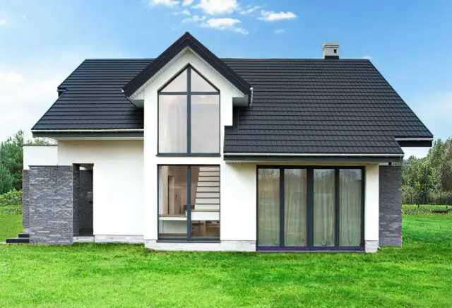 Najlepsza blacha na dach – uniknij kosztownych błędów przy wyborze