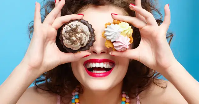 Biszkopty a tycie: Czy tuczą i jak je jeść na diecie?