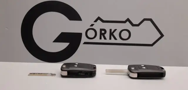 Kluczyk Opel Astra J: problemy, koszty i jak dorobić nowy