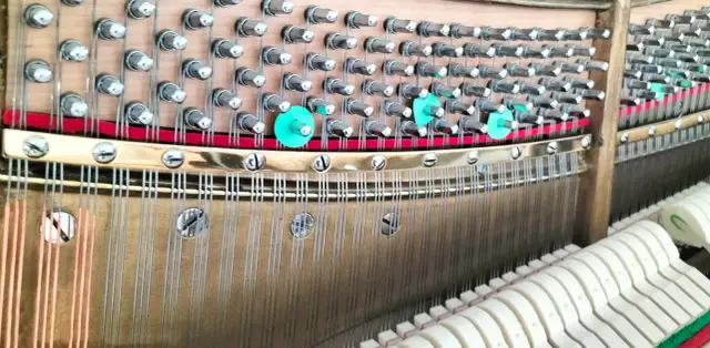 Zawartość mosiądzu w pianinie - szczegółowy poradnik dla złomiarzy