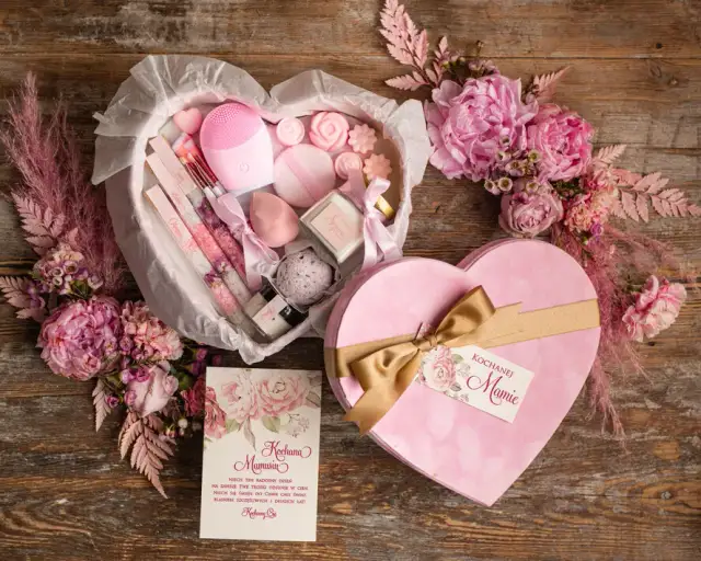 Idealny prezent w pudełku? Stwórz go sam lub wybierz gotowy!