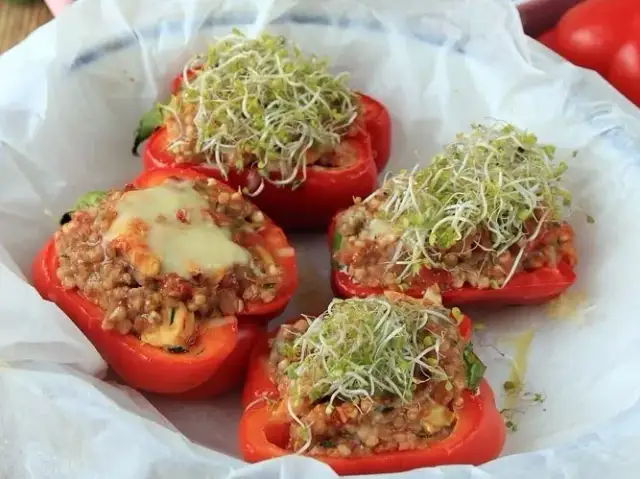 Co można zrobić z ugotowanej kaszy gryczanej? Pyszne pomysły na dania