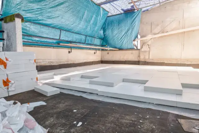 Jaki styropian na podłogę wybrać, aby uniknąć błędów w izolacji?