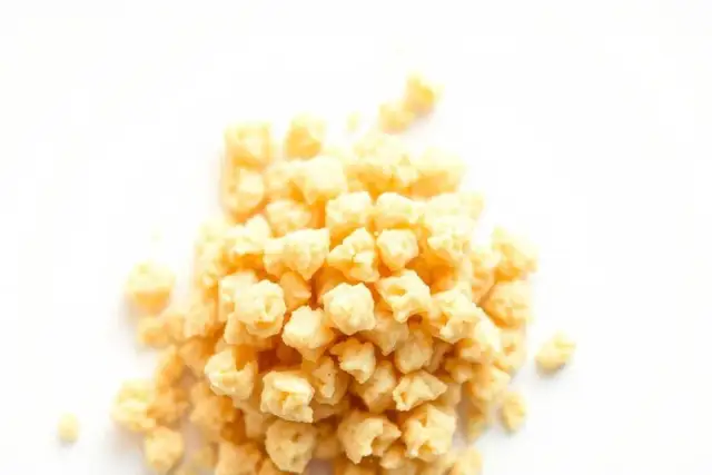 Drożdże do pizzy: Świeże vs Suche? Wybierz idealne dla siebie!