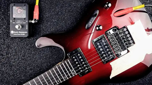 Jak wybrać struny do gitary elektrycznej, aby uniknąć błędów?