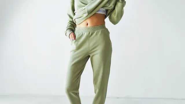 Ile materiału na dresy? Precyzyjne obliczenia krok po kroku