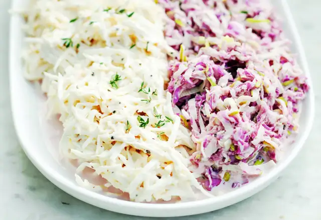 Jak zrobić surówkę z sałaty, aby była smaczna i zdrowa?