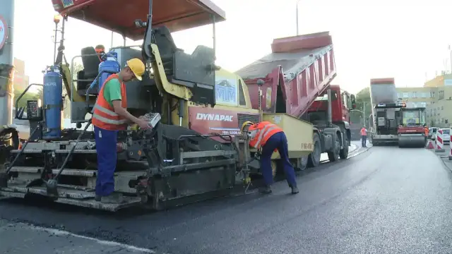 Asfalt z czego jest zrobiony? Odkryj jego skład i pochodzenie