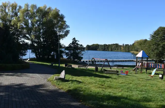 Jezioro Cekcyńskie Wielkie: tajemnice, atrakcje i ekologia w regionie