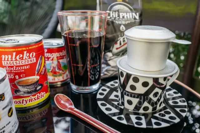 Mleko skondensowane do tynku? Wyjaśniamy, co to naprawdę jest!