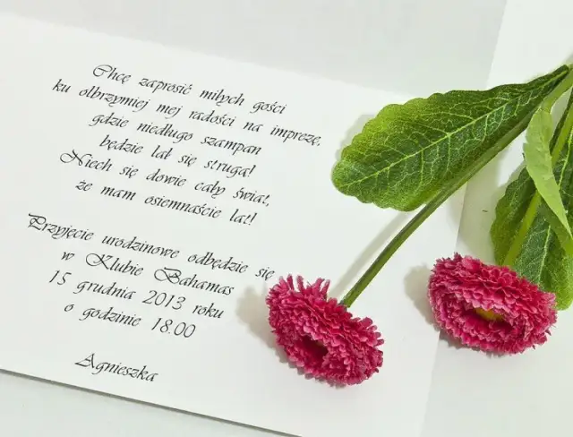 Jak wypisywać zaproszenia na 18, aby zachwycić swoich gości