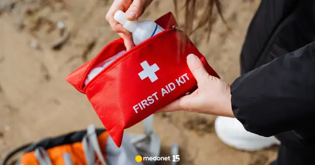 Gabinet stomatologiczny: Apteczka ratująca życie co musi zawierać?