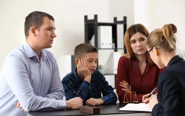 Kurator dla nieletnich: kim jest, jakie ma prawa i obowiązki?