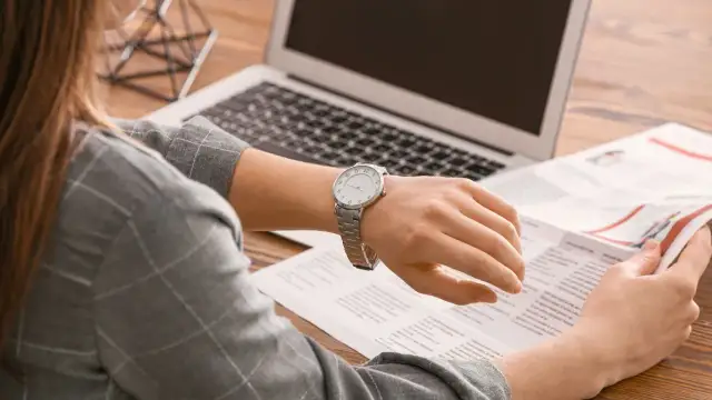 Zniesienie terminu rozprawy: Co to znaczy i co robić dalej?