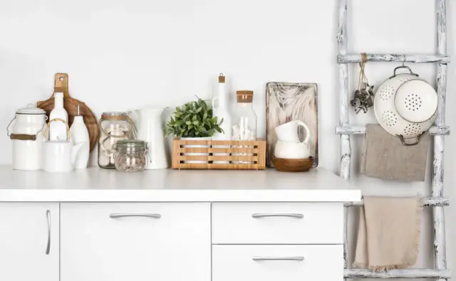 Co kupić idąc w gości: nietypowe prezenty, które zachwycą gospodarzy