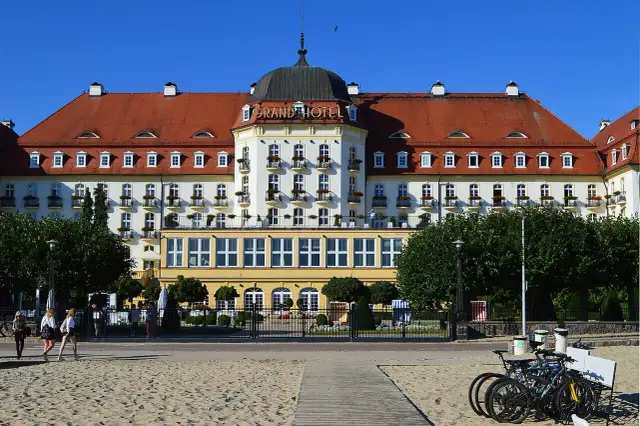 Weekend w Sopocie - praktyczny plan zwiedzania i ważne zmiany 2026
