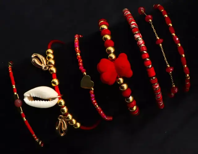 Bransoletka na prawej ręce: Symbolika, styl, wygoda. Twoje zasady