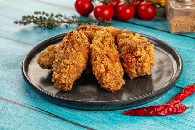Domowy kurczak jak z KFC: odkryj sekret chrupkości i smaku!