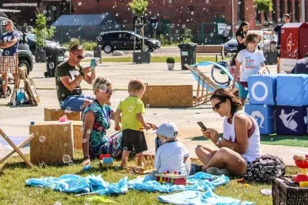 Gdzie z dzieckiem w niedzielę? Najlepsze pomysły na wspólny czas