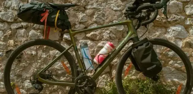 Rower fitness czy gravel – który wybór zapewni lepszą jazdę?