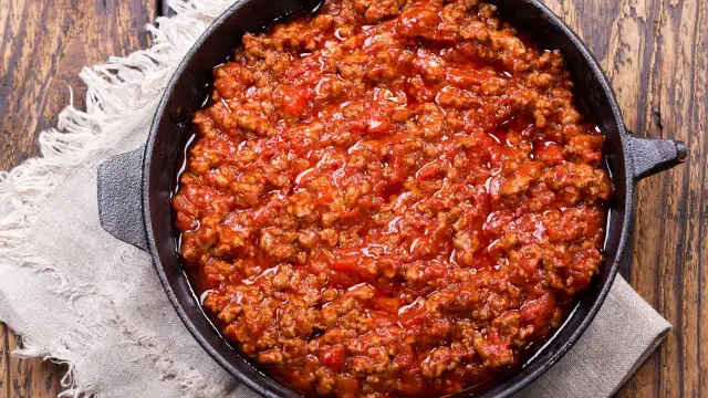 Mrożenie sosu bolognese: Jak to zrobić, by smakował jak świeży?