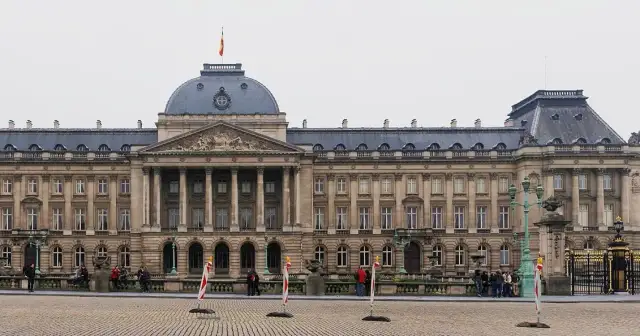 Legendy Pałacu Orli – burzliwa historia królewskiej rezydencji