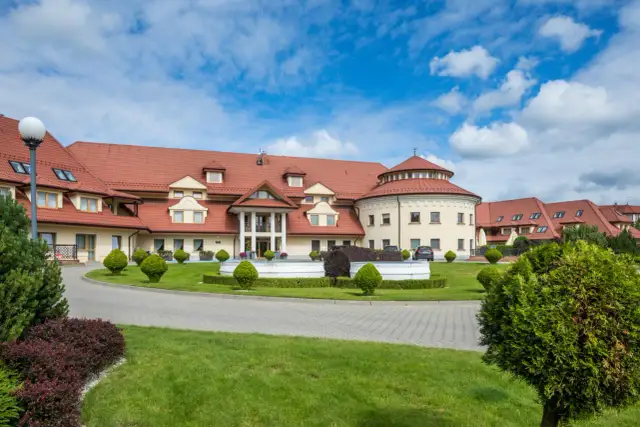 Hotel Ossa ile pokoi - sprawdź, ile osób może tu nocować