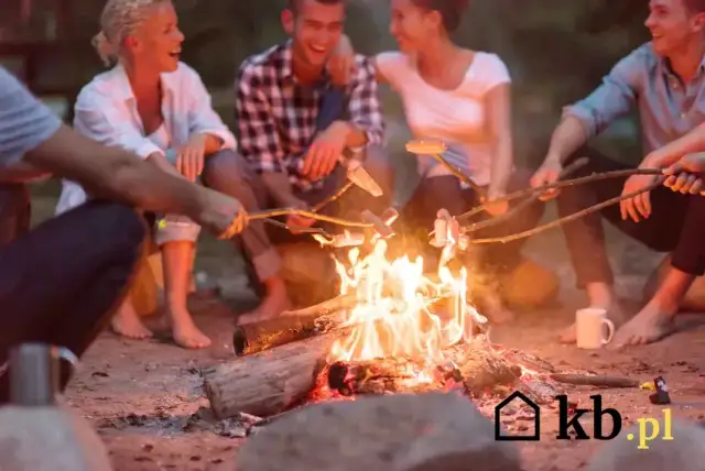 Ognisko: Jak legalnie i bezpiecznie rozpalić płomień?