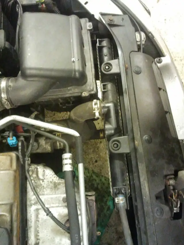 Czujnik wentylatora chłodnicy gdzie jest - znajdź go łatwo w swoim aucie