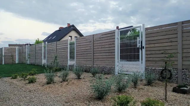 Jak zrobić płot drewniany - krok po kroku, uniknij najczęstszych błędów