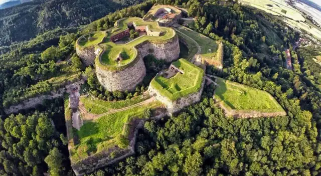 Zamki w okolicy Kudowy-Zdroju, które musisz zobaczyć podczas wizyty