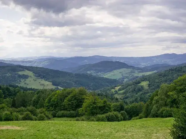 Nowy Sącz jakie góry - odkryj piękno Beskidów i szczytów w okolicy
