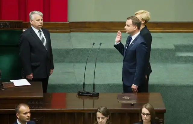 Gdzie prezydent złamał konstytucję? Kontrowersje i konsekwencje