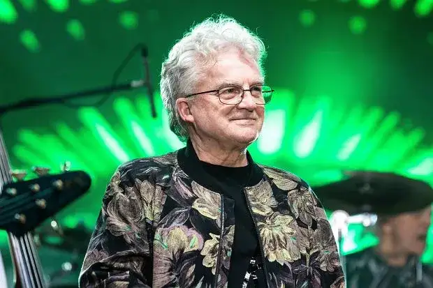 Kto śpiewa „Nie wierz nigdy kobiecie”? Prawda o hicie Budki Suflera