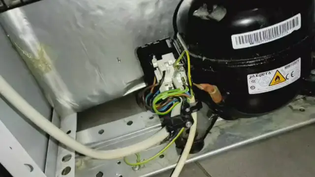 Gdzie jest bezpiecznik w lodówce? Oto co musisz wiedzieć, aby naprawić problemy