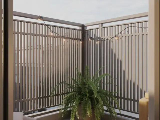 Jak osłonić balkon w bloku i zyskać prywatność oraz komfort