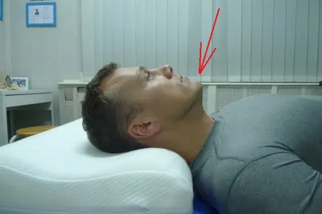 Rehabilitacja kręgosłupa szyjnego: Ile trwa i od czego zależy?