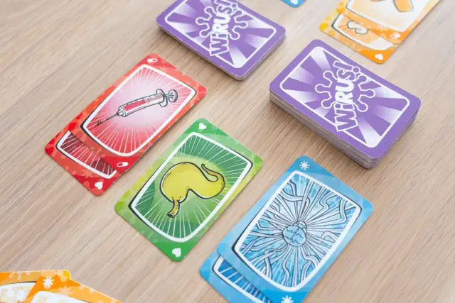 Jak grać w grę wirus - proste zasady i skuteczne strategie