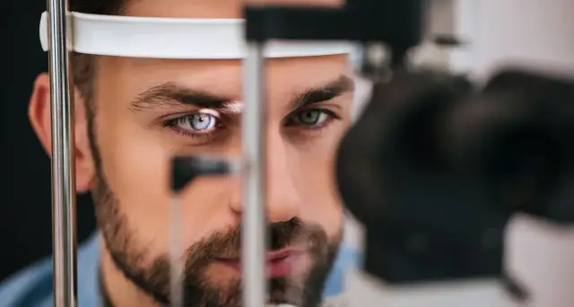 Okulista NFZ: Czy naprawdę potrzebne jest skierowanie? Sprawdź!