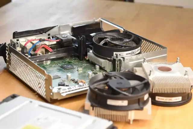 Wyłącznik termiczny chłodnicy – klucz do uniknięcia przegrzania silnika