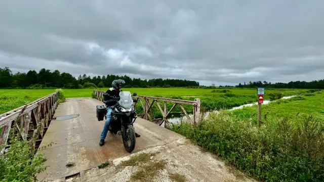 Najlepsze trasy motocyklowe na Mazowszu: planuj bezpieczną i niezapomnianą podróż