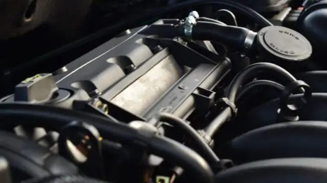 Jak rozpoznać silnik bezkolizyjny? 5 kluczowych cech