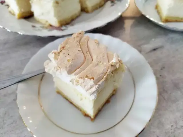 Ile ciasta na komunię dla 30 osób? Oto co musisz wiedzieć