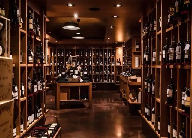 Peck Milano: Scopri l'eccellenza gastronomica e la sua storia