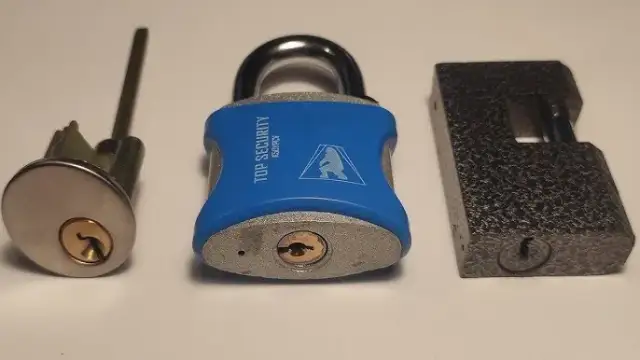 Napraw plastikowy zamek: Proste triki DIY i oszczędność pieniędzy